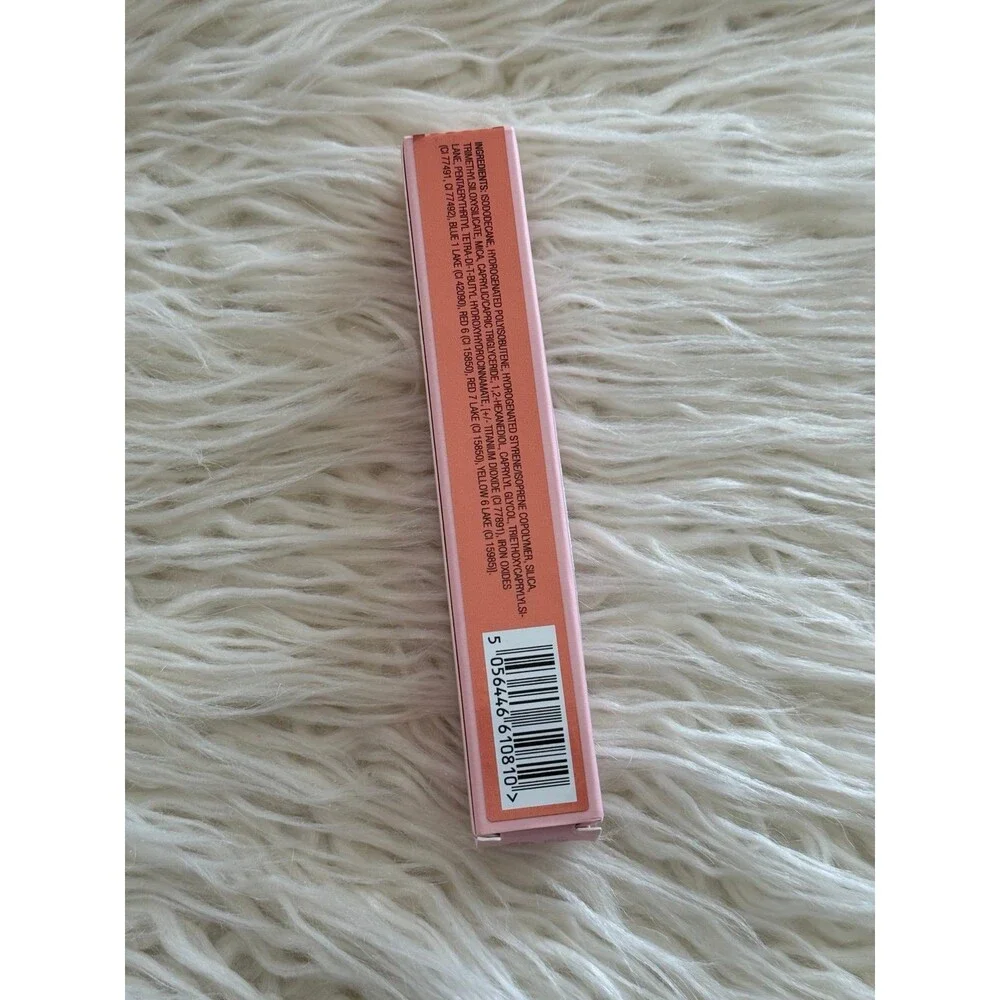 Charlotte Tilbury Matte Beauty Blush Wand Pillow Talk Peach Pop